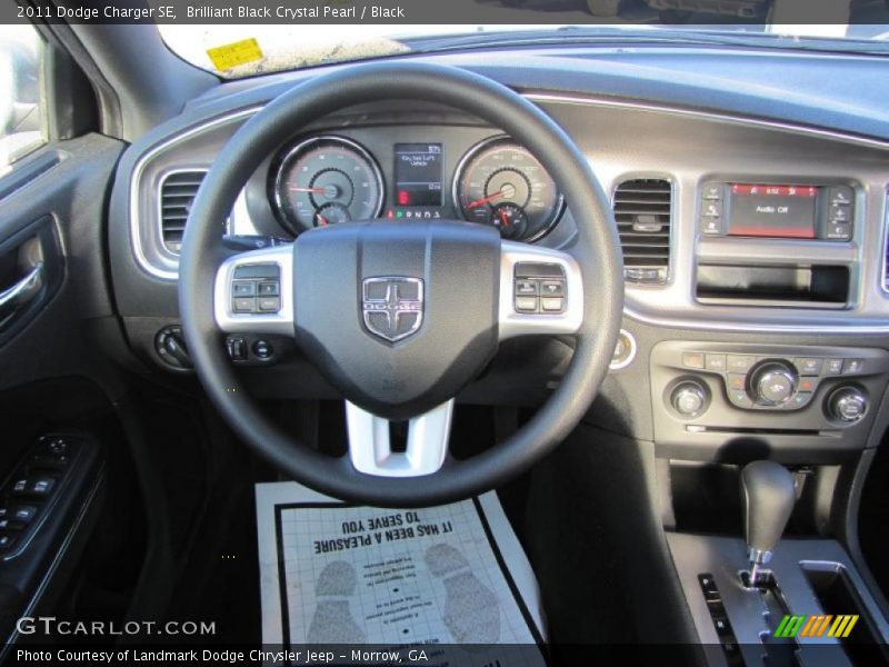 Brilliant Black Crystal Pearl / Black 2011 Dodge Charger SE