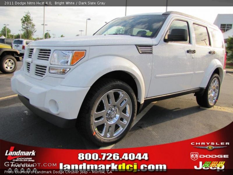 Bright White / Dark Slate Gray 2011 Dodge Nitro Heat 4.0