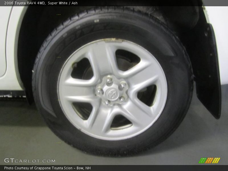 Super White / Ash 2006 Toyota RAV4 4WD