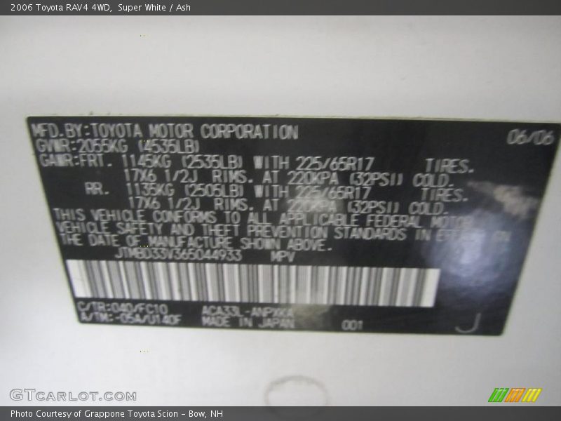 Super White / Ash 2006 Toyota RAV4 4WD