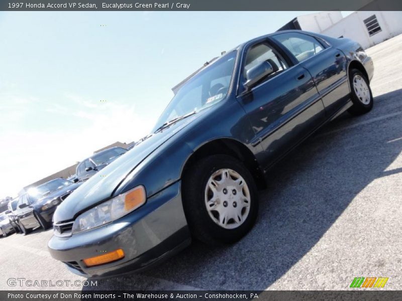 Eucalyptus Green Pearl / Gray 1997 Honda Accord VP Sedan