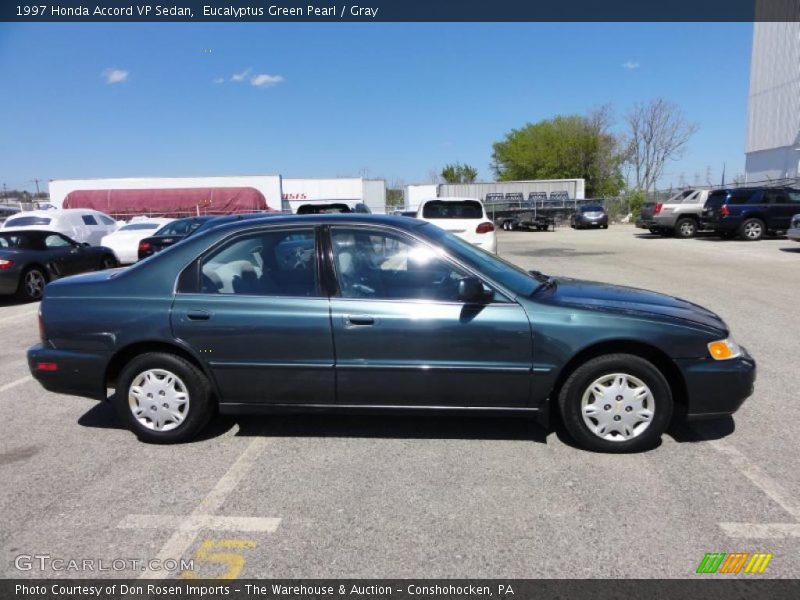 Eucalyptus Green Pearl / Gray 1997 Honda Accord VP Sedan