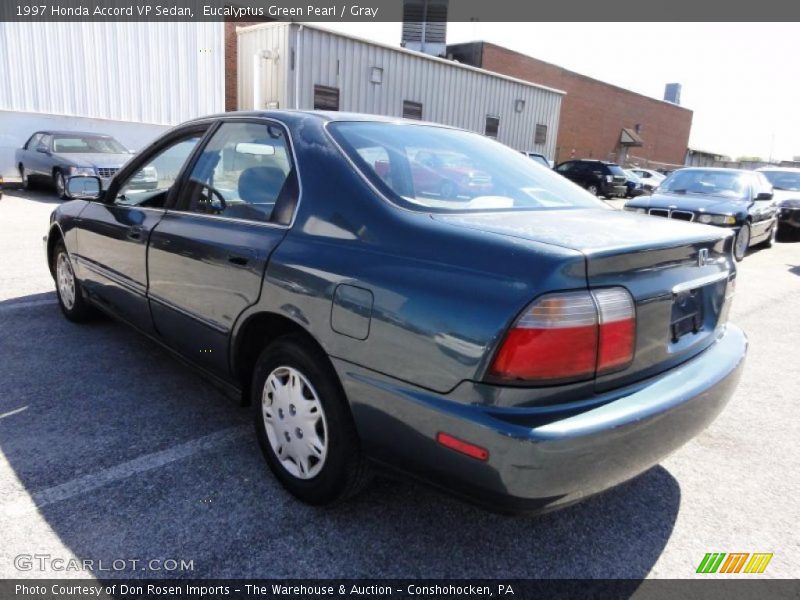 Eucalyptus Green Pearl / Gray 1997 Honda Accord VP Sedan