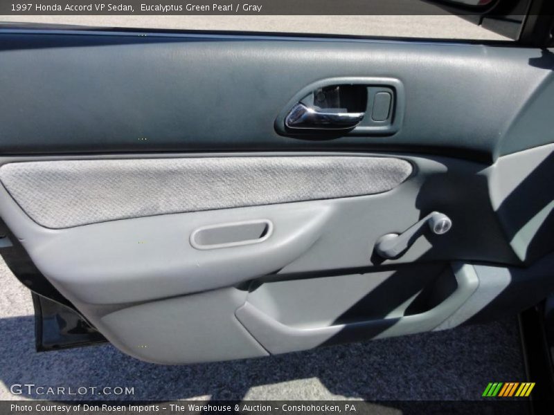 Eucalyptus Green Pearl / Gray 1997 Honda Accord VP Sedan