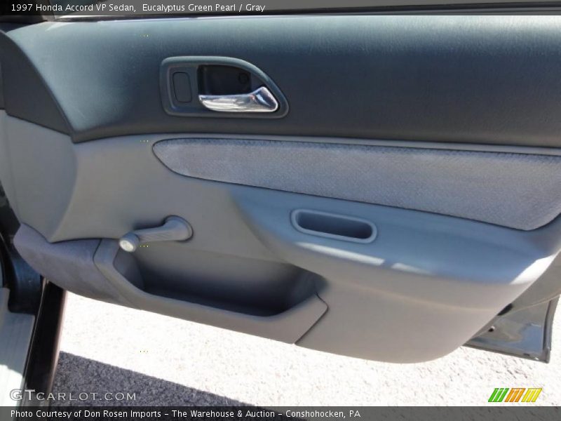 Eucalyptus Green Pearl / Gray 1997 Honda Accord VP Sedan