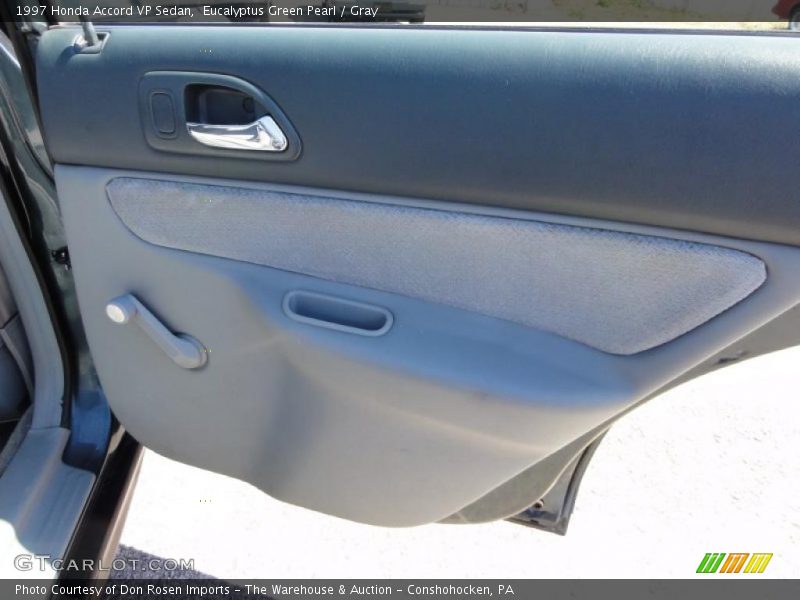 Eucalyptus Green Pearl / Gray 1997 Honda Accord VP Sedan