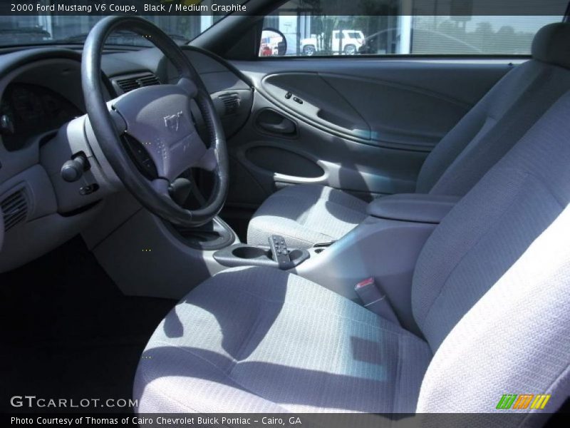 Black / Medium Graphite 2000 Ford Mustang V6 Coupe