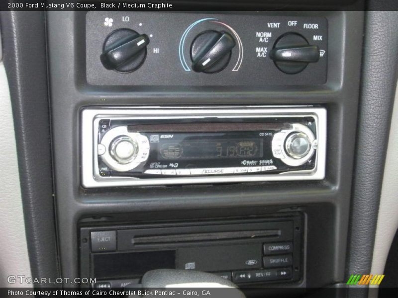 Black / Medium Graphite 2000 Ford Mustang V6 Coupe