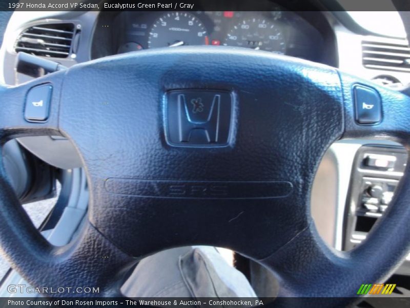 Eucalyptus Green Pearl / Gray 1997 Honda Accord VP Sedan