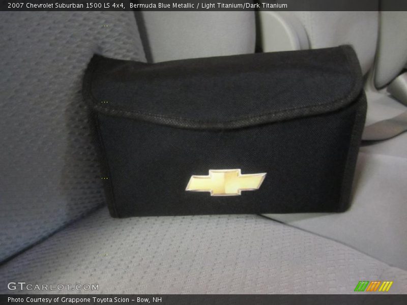 Bermuda Blue Metallic / Light Titanium/Dark Titanium 2007 Chevrolet Suburban 1500 LS 4x4