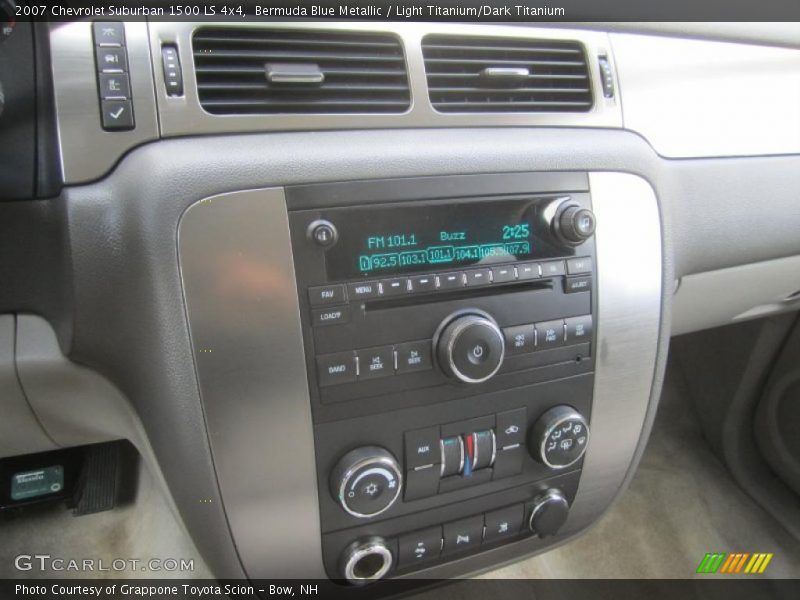 Bermuda Blue Metallic / Light Titanium/Dark Titanium 2007 Chevrolet Suburban 1500 LS 4x4