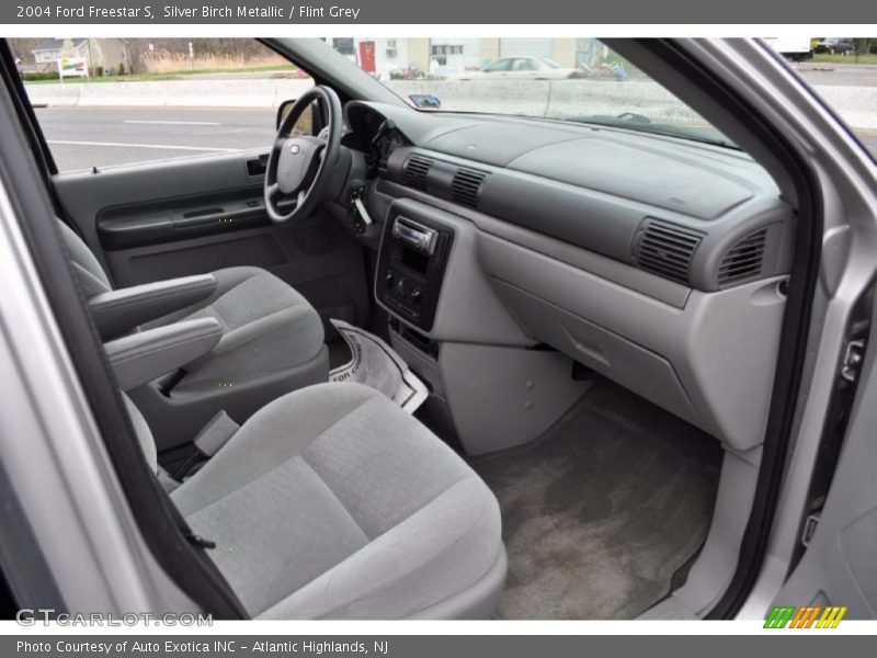  2004 Freestar S Flint Grey Interior