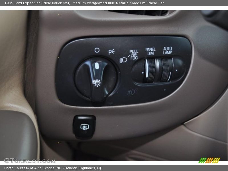 Medium Wedgewood Blue Metallic / Medium Prairie Tan 1999 Ford Expedition Eddie Bauer 4x4