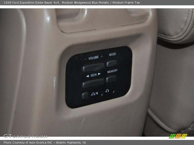 Medium Wedgewood Blue Metallic / Medium Prairie Tan 1999 Ford Expedition Eddie Bauer 4x4