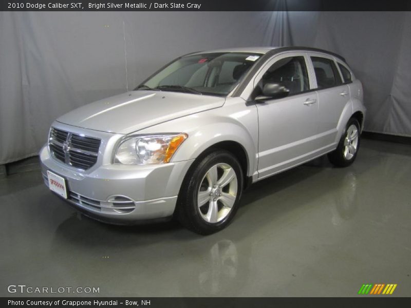 Bright Silver Metallic / Dark Slate Gray 2010 Dodge Caliber SXT