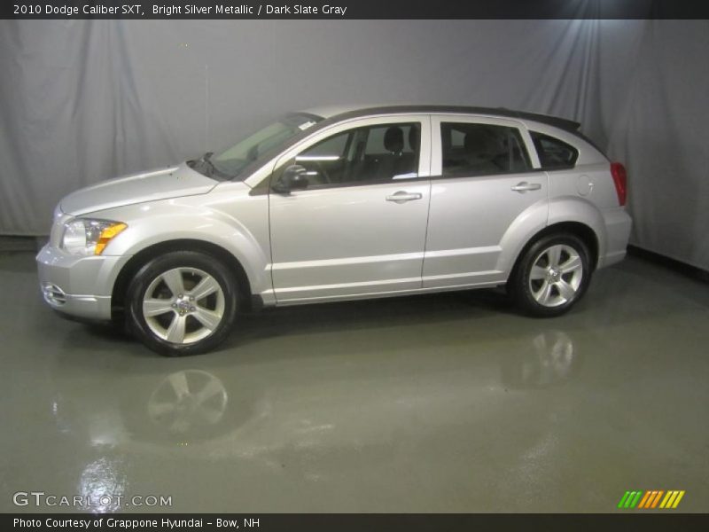 Bright Silver Metallic / Dark Slate Gray 2010 Dodge Caliber SXT