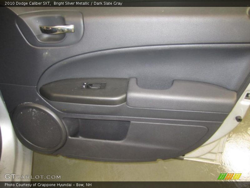 Bright Silver Metallic / Dark Slate Gray 2010 Dodge Caliber SXT