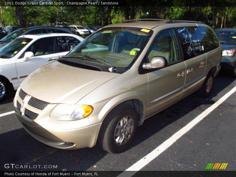 Champagne Pearl / Sandstone 2001 Dodge Grand Caravan Sport