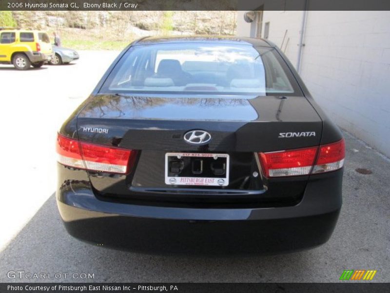 Ebony Black / Gray 2006 Hyundai Sonata GL