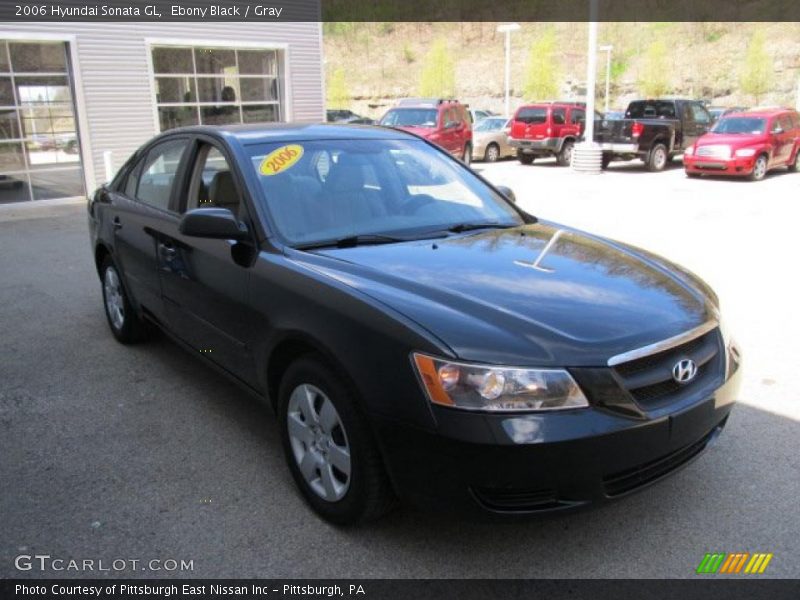 Ebony Black / Gray 2006 Hyundai Sonata GL