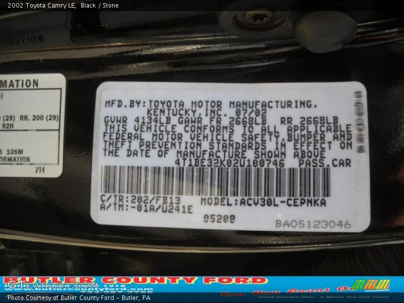 Black / Stone 2002 Toyota Camry LE