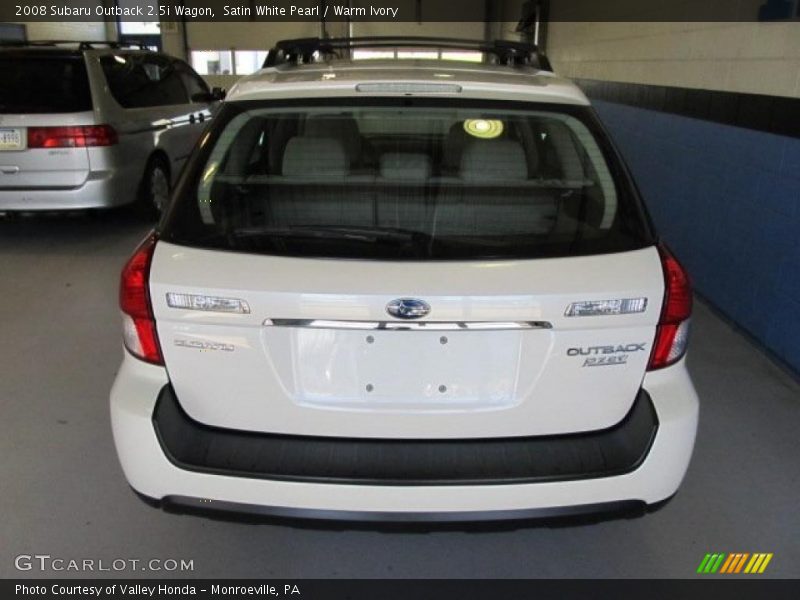 Satin White Pearl / Warm Ivory 2008 Subaru Outback 2.5i Wagon