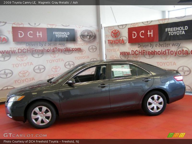 Magnetic Gray Metallic / Ash 2009 Toyota Camry LE
