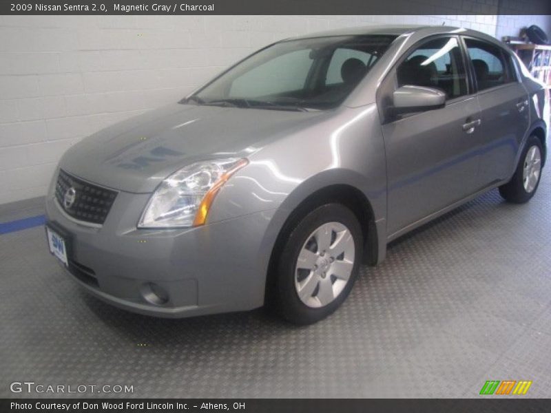 Magnetic Gray / Charcoal 2009 Nissan Sentra 2.0