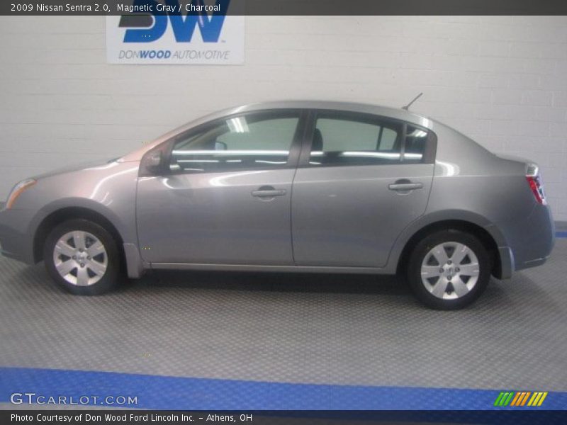 Magnetic Gray / Charcoal 2009 Nissan Sentra 2.0