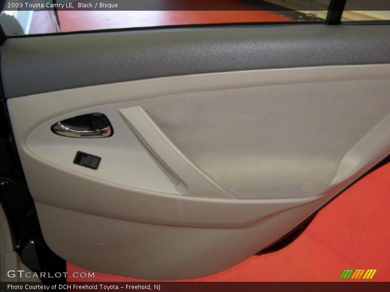 Black / Bisque 2009 Toyota Camry LE