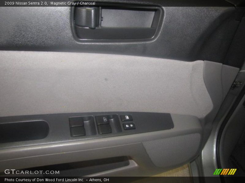 Magnetic Gray / Charcoal 2009 Nissan Sentra 2.0