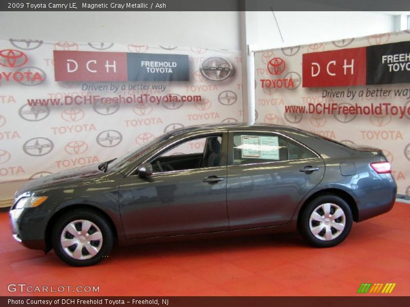 Magnetic Gray Metallic / Ash 2009 Toyota Camry LE