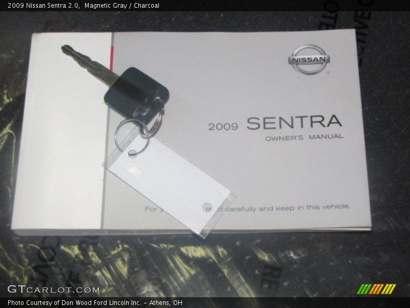 Magnetic Gray / Charcoal 2009 Nissan Sentra 2.0