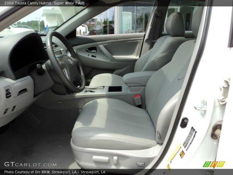 Super White / Ash 2009 Toyota Camry Hybrid