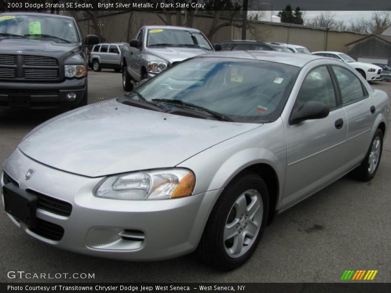 Bright Silver Metallic / Dark Slate Gray 2003 Dodge Stratus SE Sedan