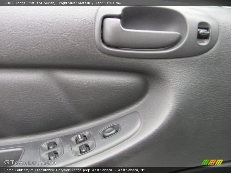 Bright Silver Metallic / Dark Slate Gray 2003 Dodge Stratus SE Sedan