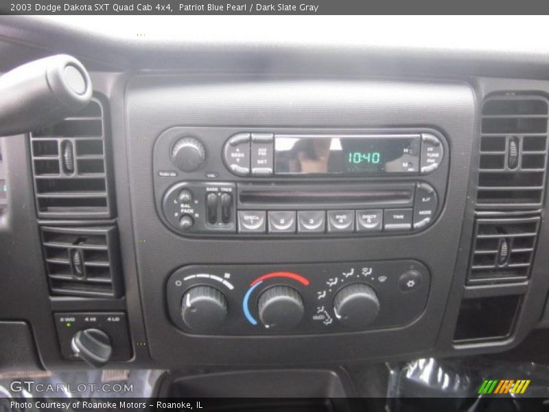 Patriot Blue Pearl / Dark Slate Gray 2003 Dodge Dakota SXT Quad Cab 4x4