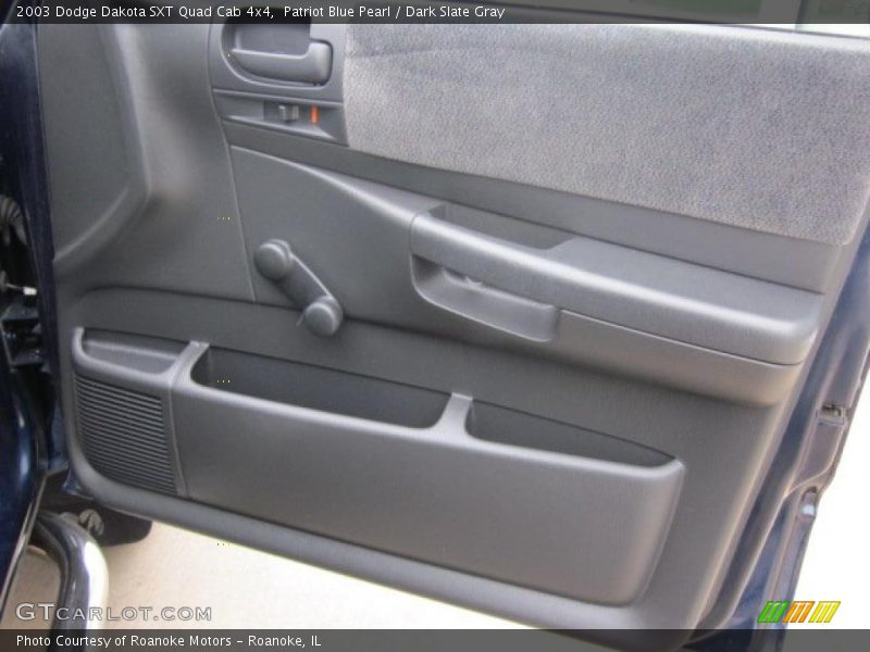 Patriot Blue Pearl / Dark Slate Gray 2003 Dodge Dakota SXT Quad Cab 4x4