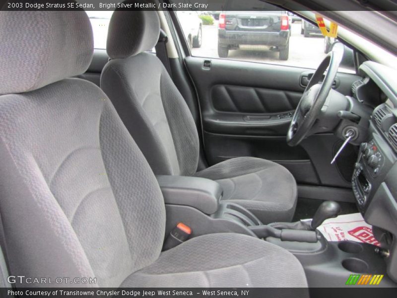 Bright Silver Metallic / Dark Slate Gray 2003 Dodge Stratus SE Sedan