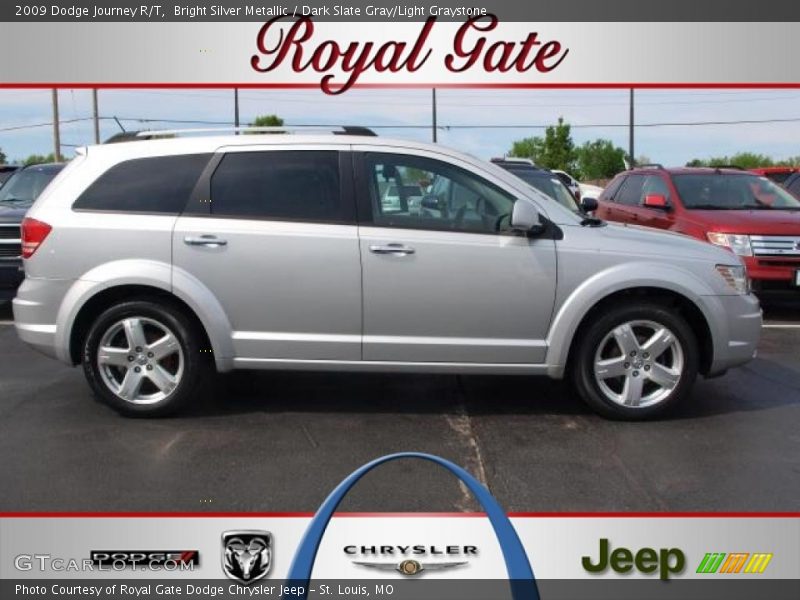 Bright Silver Metallic / Dark Slate Gray/Light Graystone 2009 Dodge Journey R/T