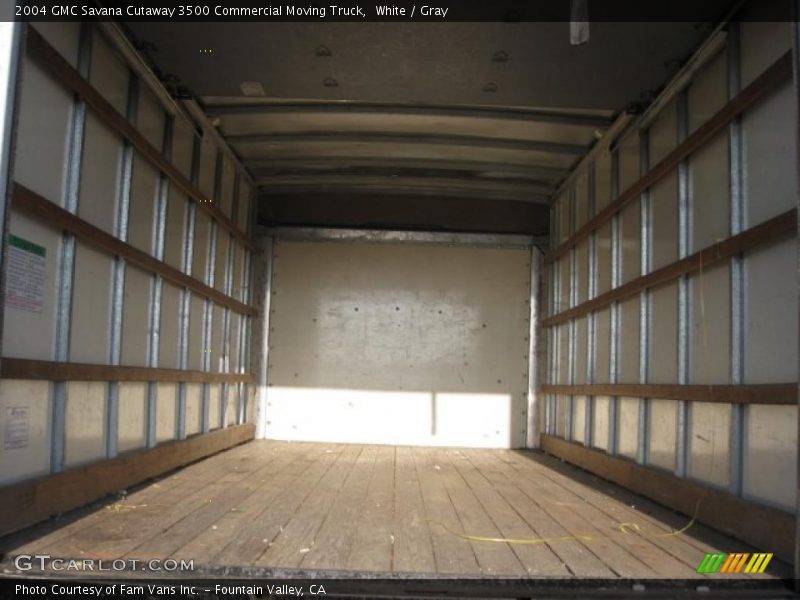 White / Gray 2004 GMC Savana Cutaway 3500 Commercial Moving Truck