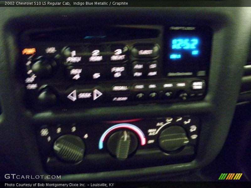 Indigo Blue Metallic / Graphite 2002 Chevrolet S10 LS Regular Cab