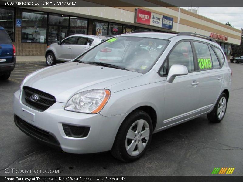 Bright Silver / Gray 2009 Kia Rondo LX
