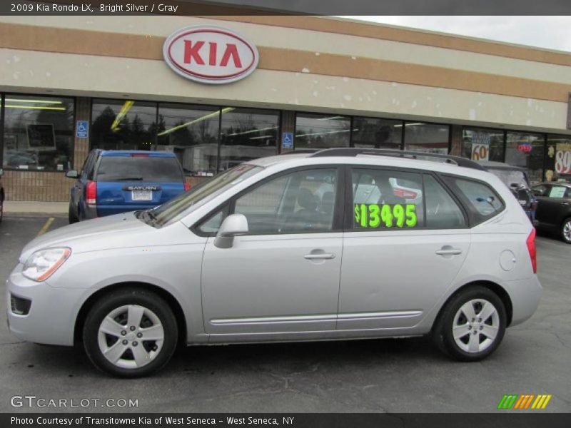 Bright Silver / Gray 2009 Kia Rondo LX