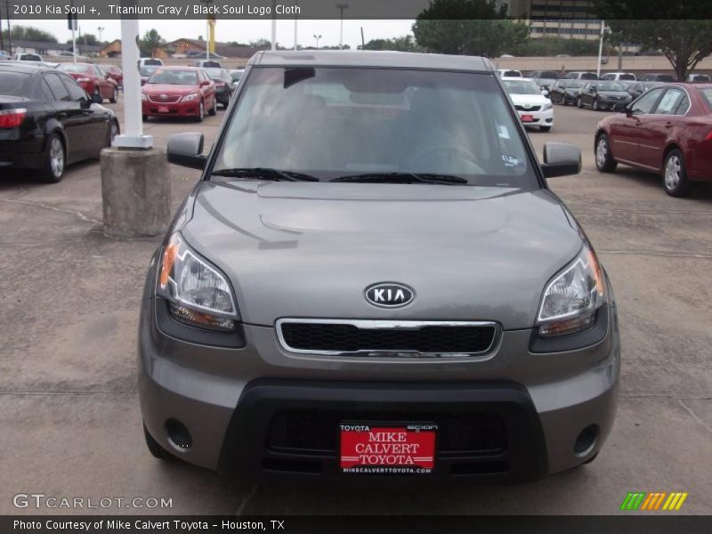 Titanium Gray / Black Soul Logo Cloth 2010 Kia Soul +
