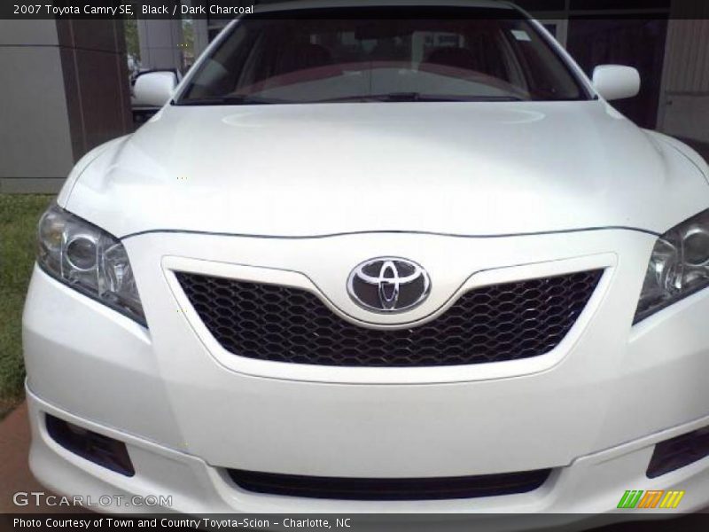 Black / Dark Charcoal 2007 Toyota Camry SE