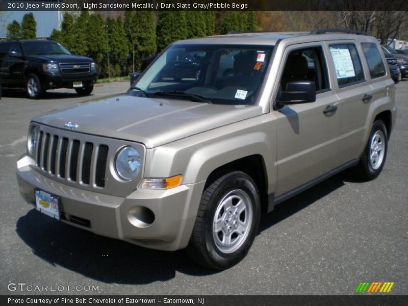 Light Sandstone Metallic / Dark Slate Gray/Pebble Beige 2010 Jeep Patriot Sport