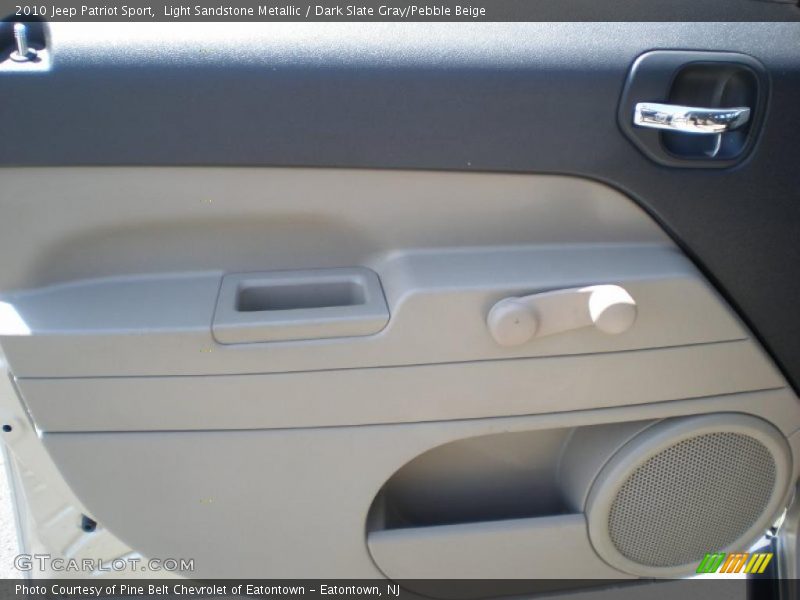 Light Sandstone Metallic / Dark Slate Gray/Pebble Beige 2010 Jeep Patriot Sport