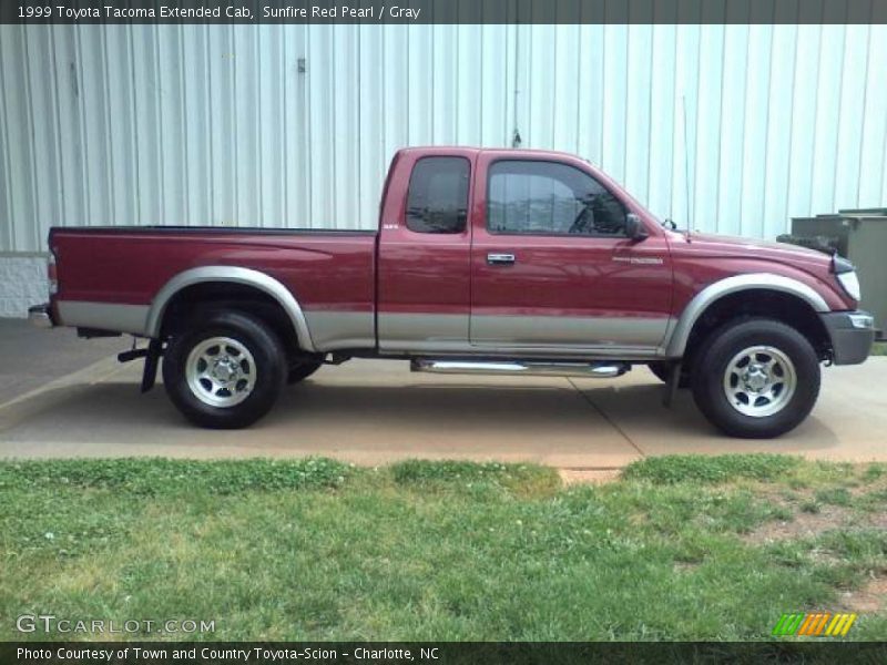 Sunfire Red Pearl / Gray 1999 Toyota Tacoma Extended Cab