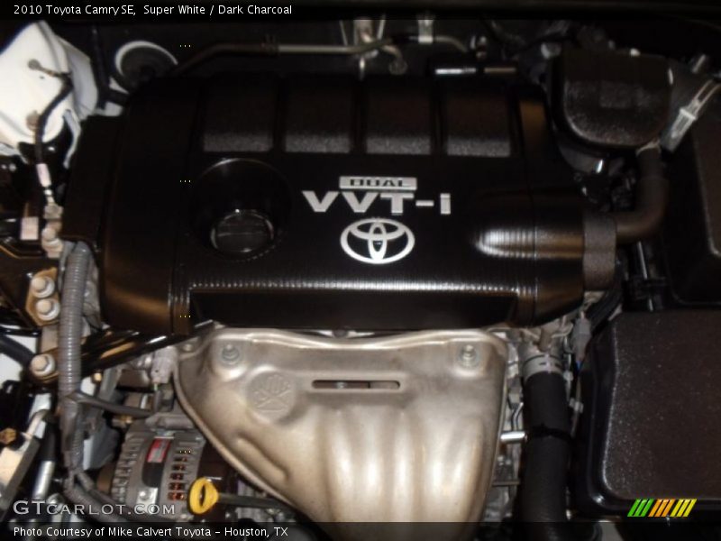 Super White / Dark Charcoal 2010 Toyota Camry SE